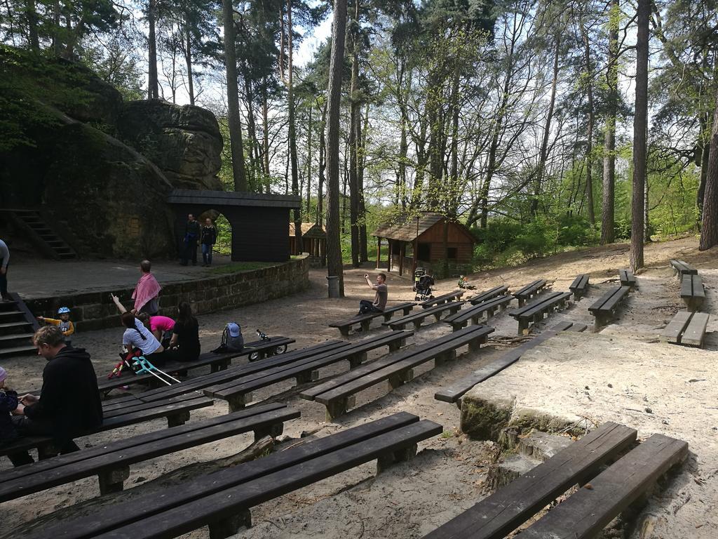 Pension Druhy Domov Nový Bor Buitenkant foto